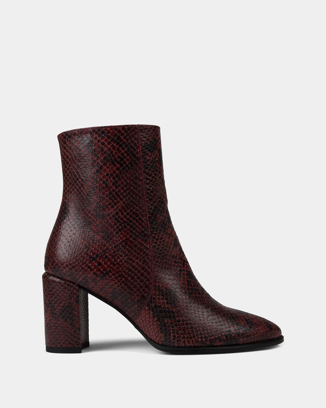 kallu-kallú-burgundy-nappa-leather-shoes-for-women-made-in-spain-boots-ankle-boots-booties-low-cut-boots