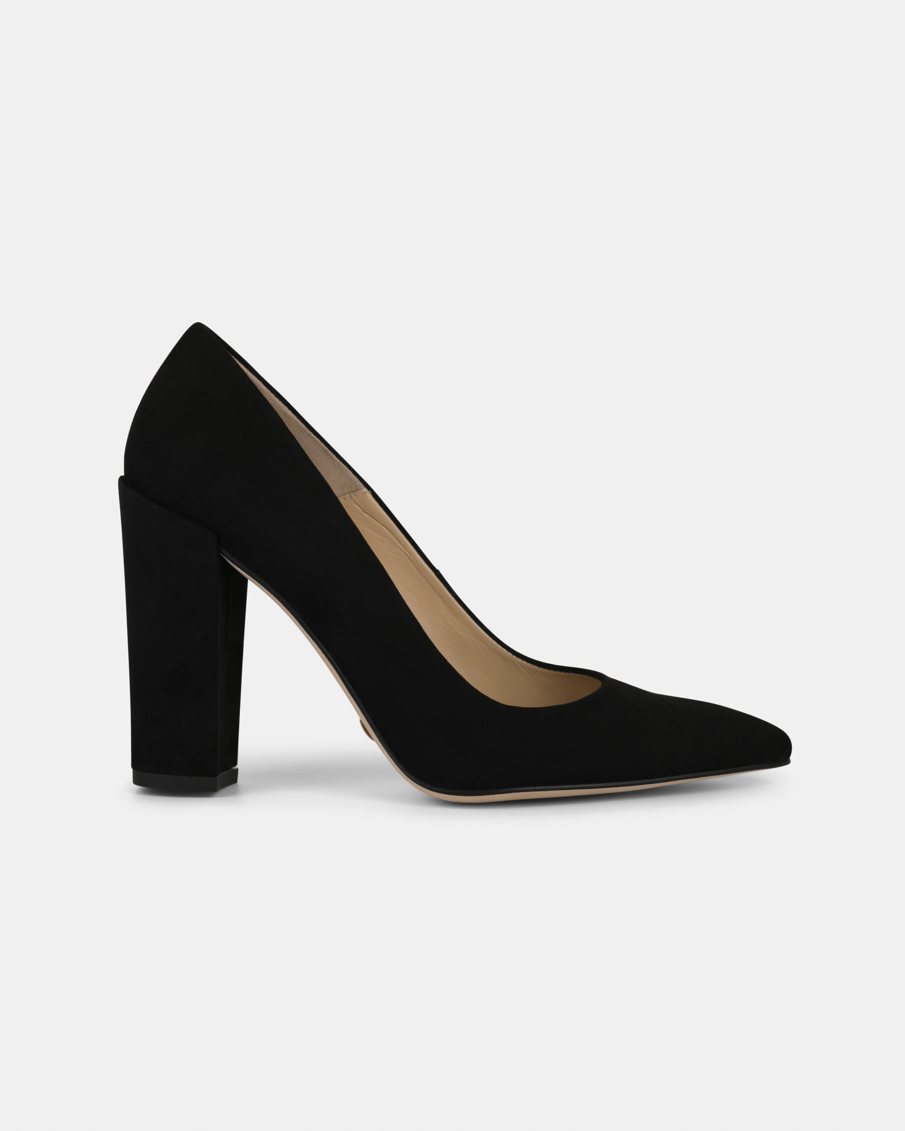 CAELA Heels NE