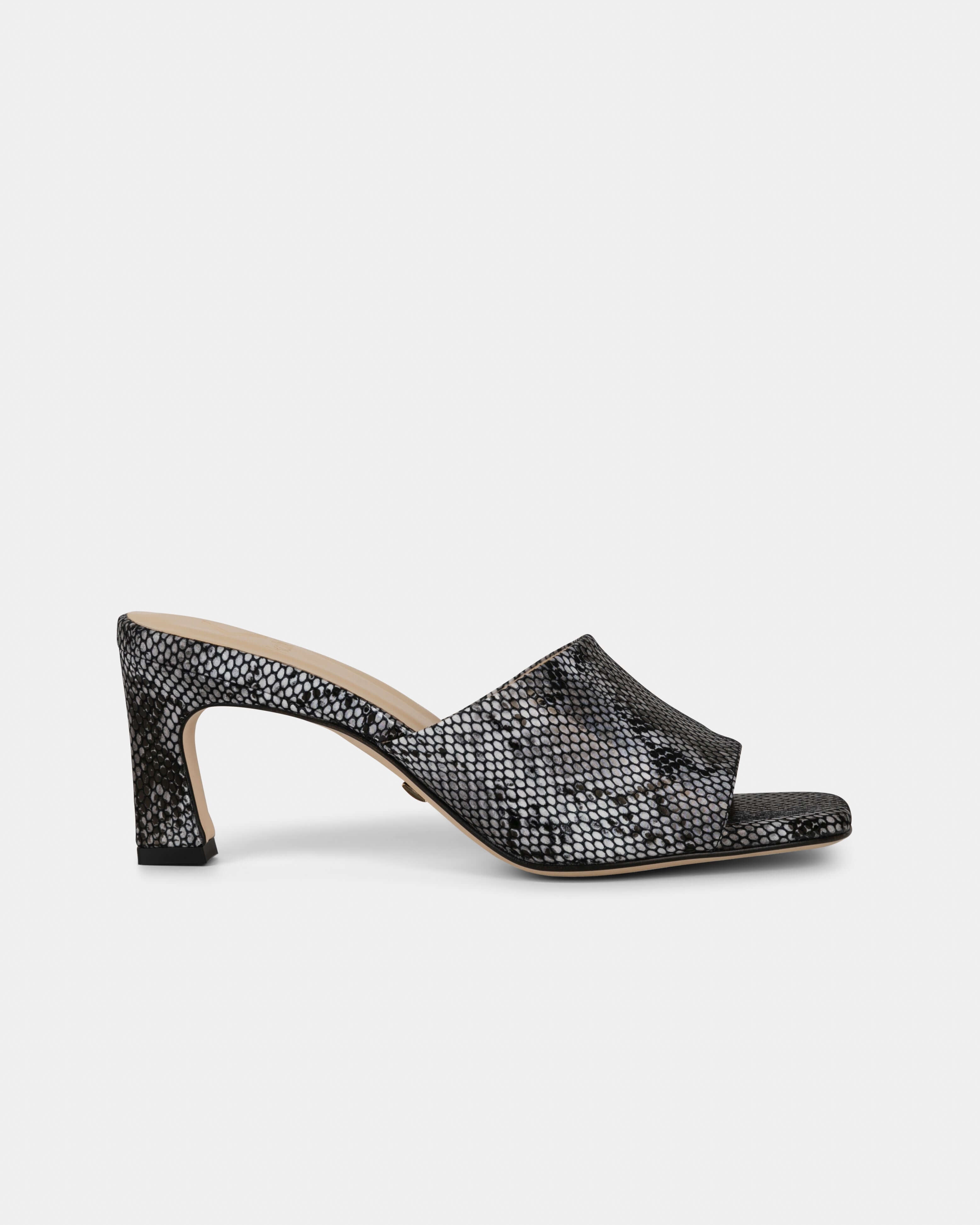 kallu-kallú-black-snake-sandals-leather-shoes-for-women-made-in-spain-heels-shoes-high-heels-pums